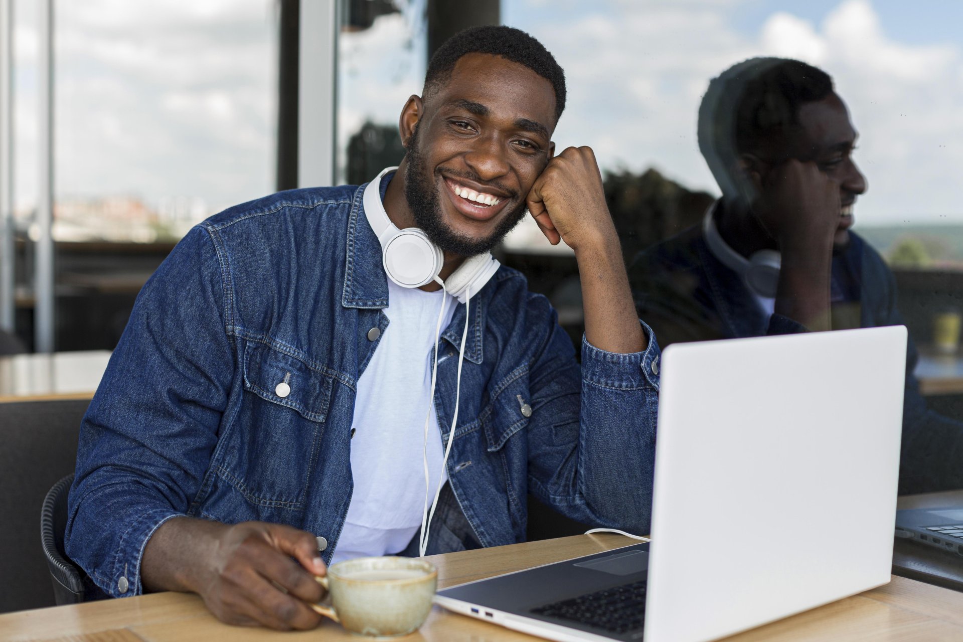 Robert M., Manufacturing Owner